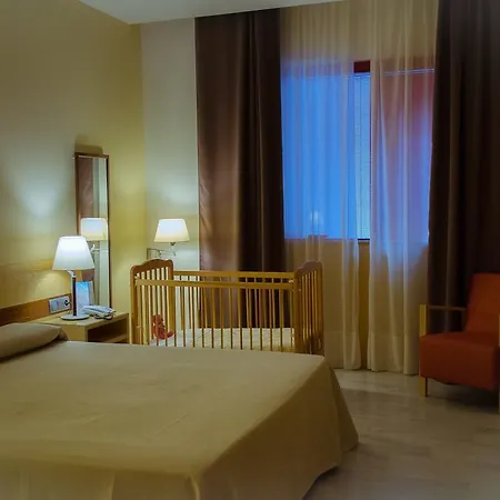 Hotel Hotel Mirador De Llerena 4*